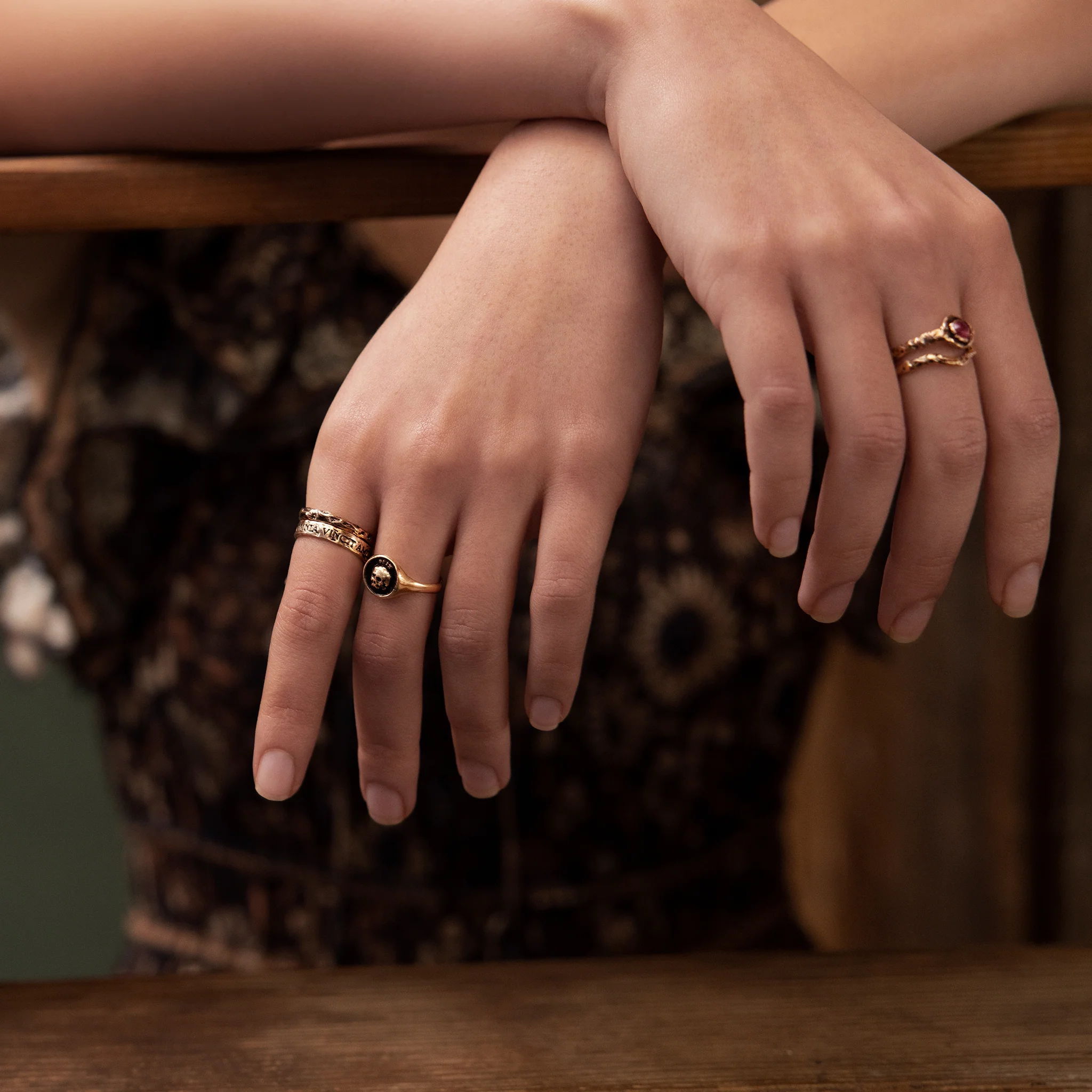 Narrow 14K Gold Band Ring - Image 3