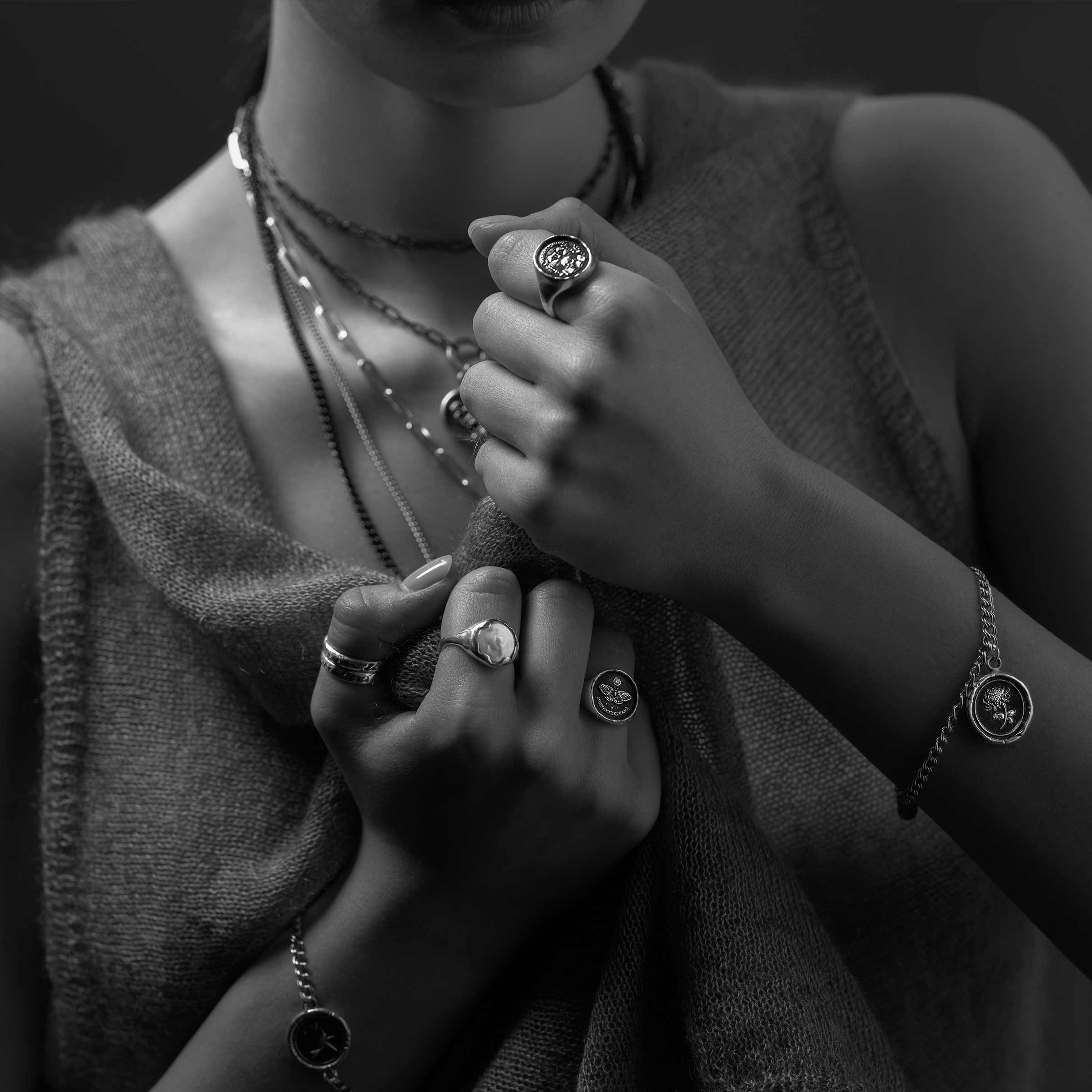 Wave Talisman Chain Bracelet - Image 4